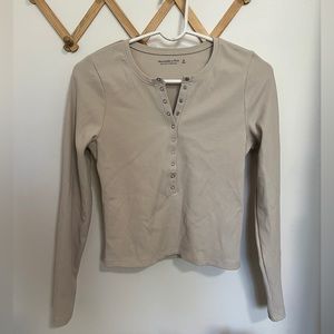 Long-Sleeve Seamless Rib Fabric Henley